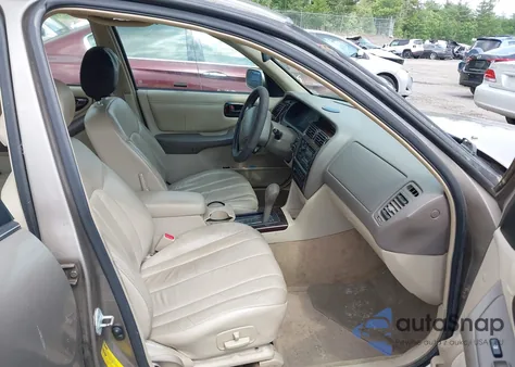 1999 Toyota Avalon Xls z USA, uszkodzony, nr VIN 4T1BF18B2XU333348